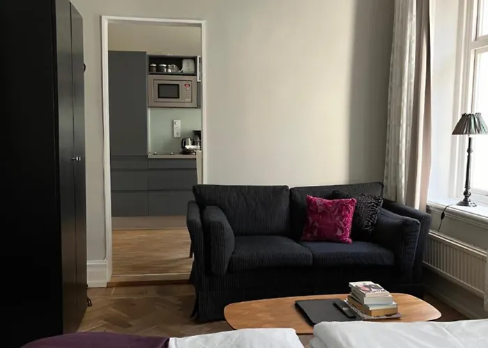 Da Hotel Apartments